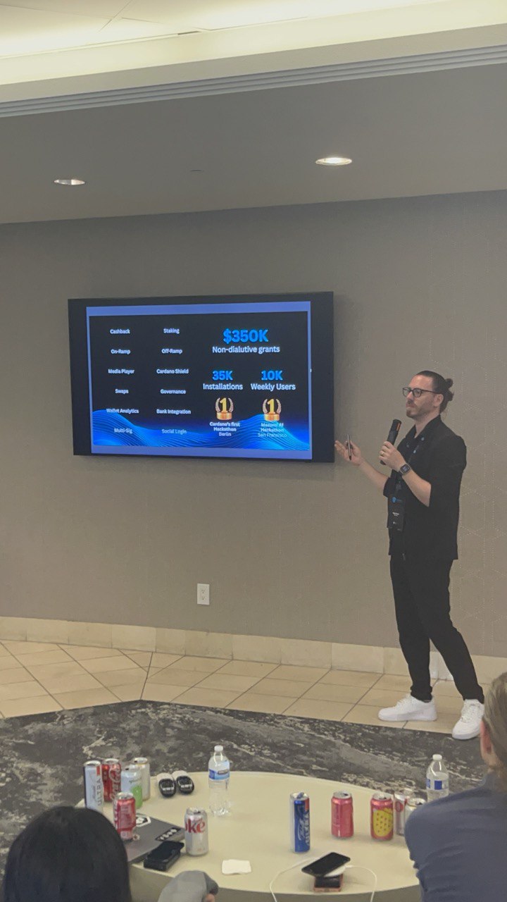 Adam CEO of Gero presenting the Gero Dashboard in San Francisco